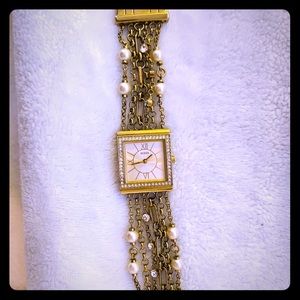 Guess watch gold with pearls